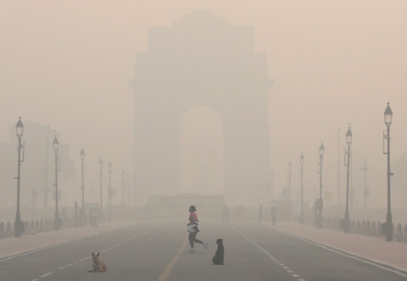 印度新德里空气质量达到重度污染水平